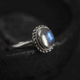 Gloria Moonstone Ring